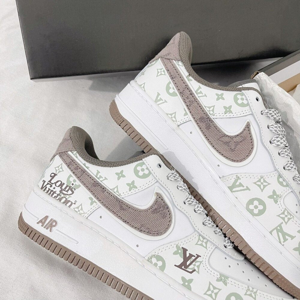 Louis Vuitton x Nike Air Force 1 White Mocha Monogram (Custom)