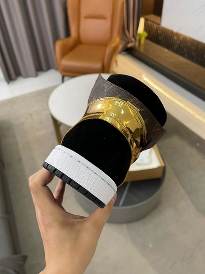 Louis Vuitton x Nike Air Force 1 Sneaker High-tops Black Gold