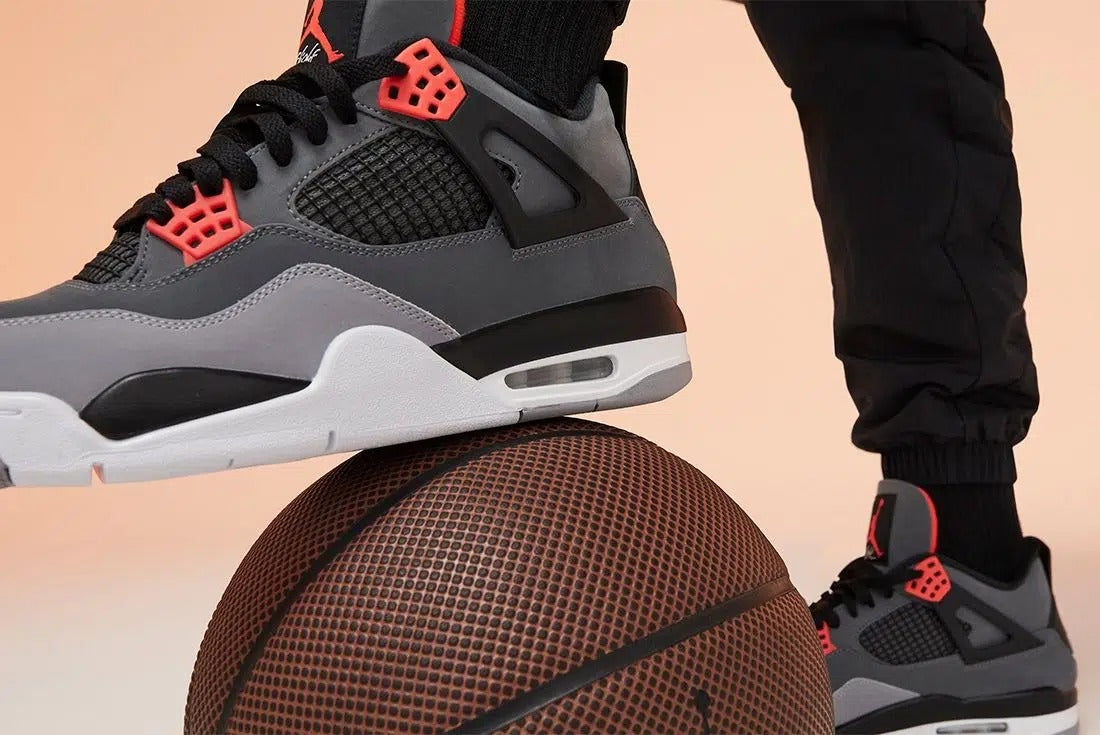 Nike Air Jordan 4 Retro ‘Infrared’